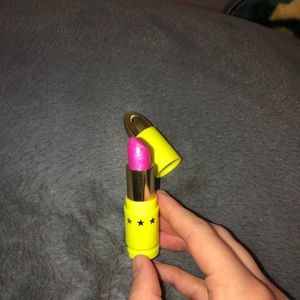 Jeffree Star ⭐️ cream lipstick / candy freeze